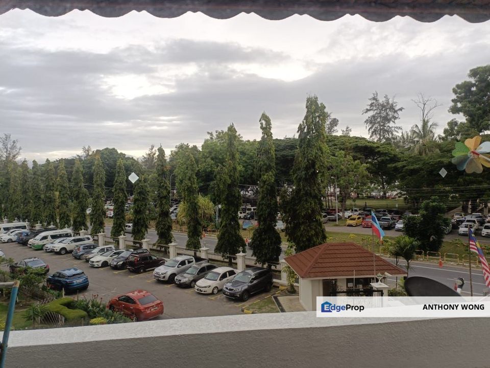 Waikiki Condominium Tanjung Aru, Sabah, Kota Kinabalu