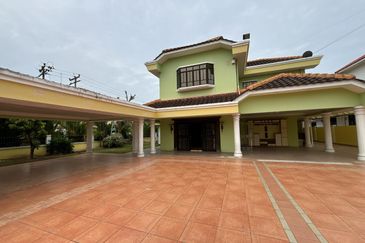 Taman Kingfisher Bungalow