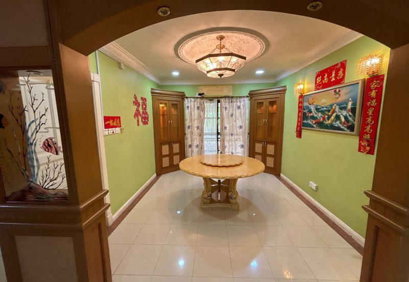 Taman Kingfisher Bungalow