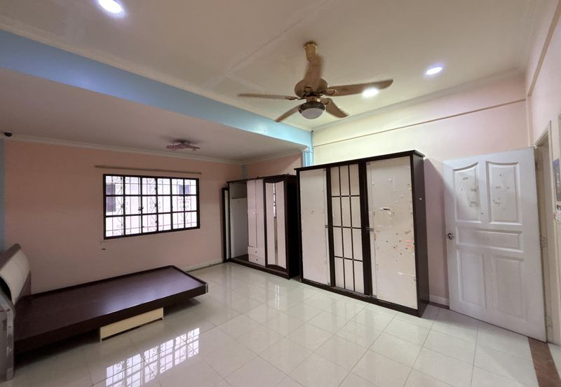 Taman Kingfisher Bungalow