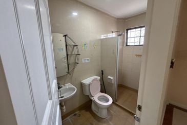 Taman Kingfisher Bungalow