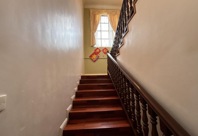 Taman Kingfisher Bungalow