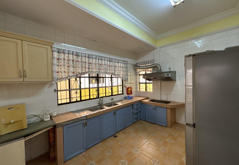 Taman Kingfisher Bungalow