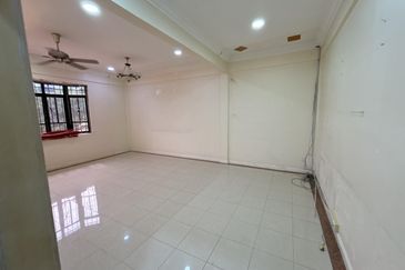 Taman Kingfisher Bungalow