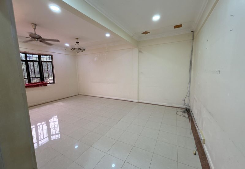 Taman Kingfisher Bungalow