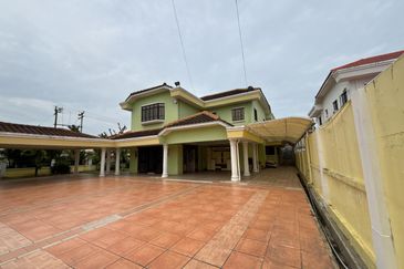 Taman Kingfisher Bungalow