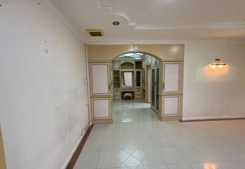 Taman Kingfisher Bungalow