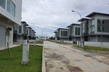 Angco Industrial Park 3 Storey  Warehouse | Factory | Showroom| Inanam