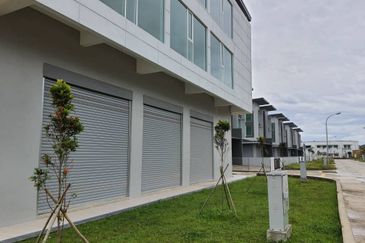 Angco Industrial Park 3 Storey  Warehouse | Factory | Showroom| Inanam