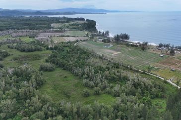 Sikuati Beach Kudat CL999 