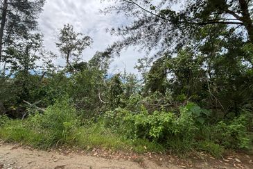 Sikuati Beach Kudat CL999 