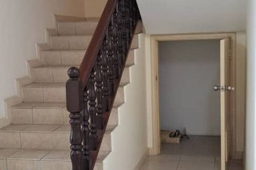 Taman Kingfisher Sulaman Intermediate