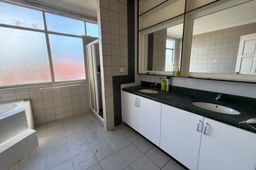 Taman Shangrila Heights Bungalow