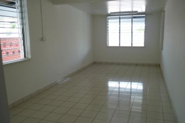 Taman Kinanty Phase 2 Semi Detached Luyang CL999