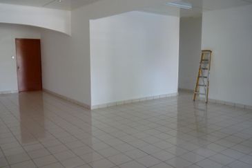 Taman Kinanty Phase 2 Semi Detached Luyang CL999