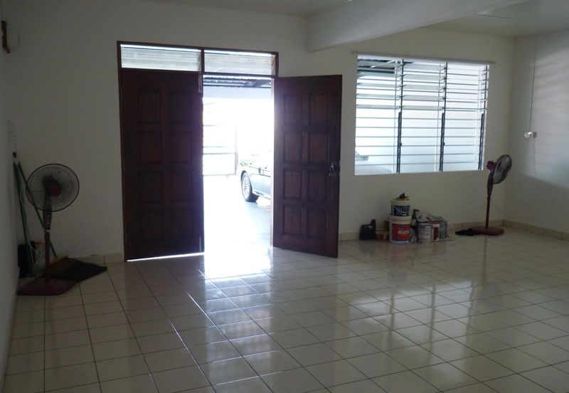 Taman Kinanty Phase 2 Semi Detached Luyang CL999