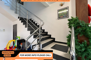 Taman Vila Liana 3  2 1/2 Storey @ Nosoob 