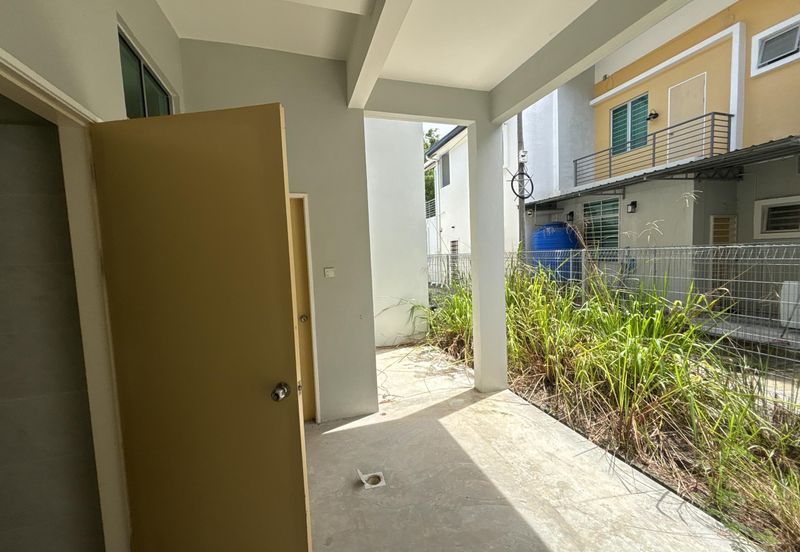 Parklane 2 @ Bukit Sepanggar Double Storey Intermediate