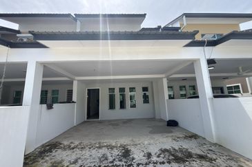 Parklane 2 @ Bukit Sepanggar Double Storey Intermediate