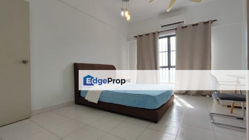 Setiawalk Fully Furnished Master Bedroom for Rent, Selangor, Puchong