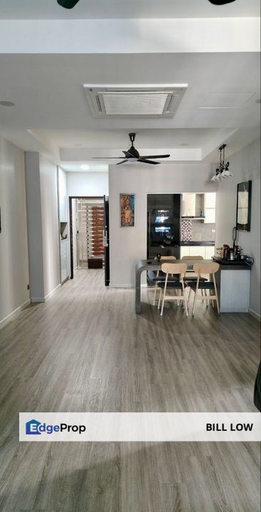 Sierra East Condo | Bukit Jambul | 1400SF | Corner Unit | Fully Furnished Renovated | 3CP, Penang, Relau