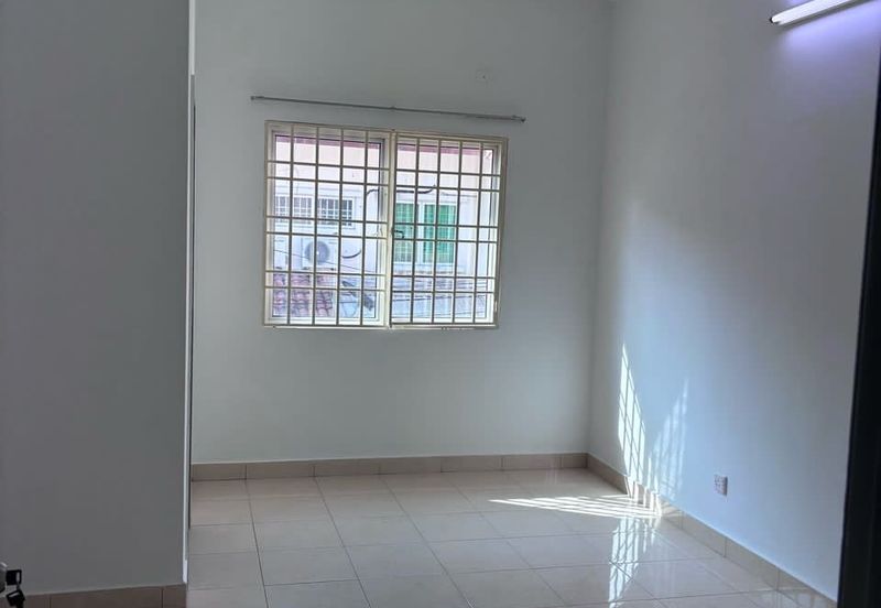 Wide Body Terrace House | Bukit Jambul | Penang