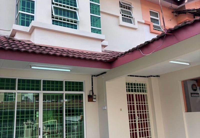 Wide Body Terrace House | Bukit Jambul | Penang
