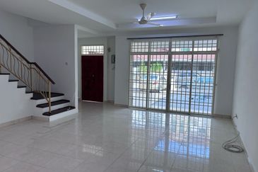 Wide Body Terrace House | Bukit Jambul | Penang