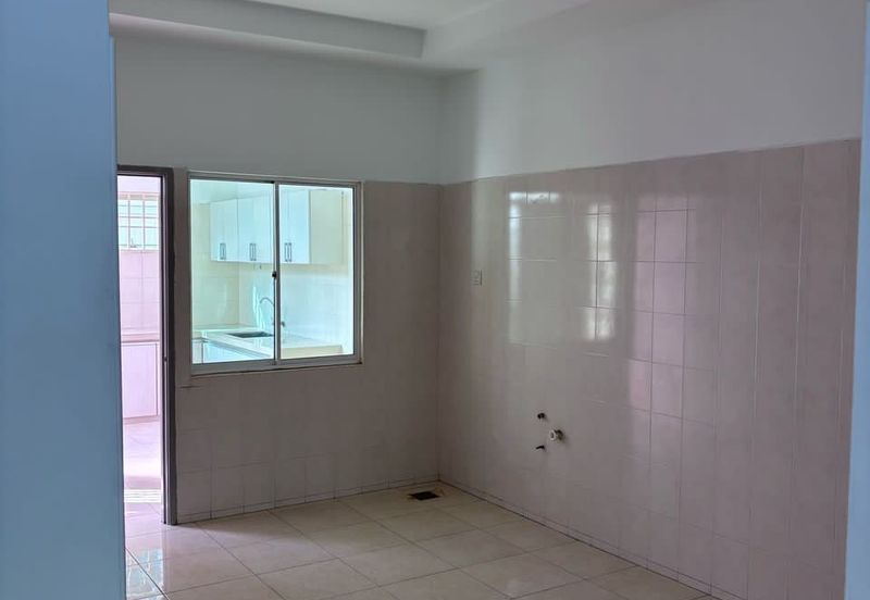 Wide Body Terrace House | Bukit Jambul | Penang