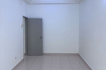 Wide Body Terrace House | Bukit Jambul | Penang