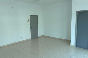 Wide Body Terrace House | Bukit Jambul | Penang