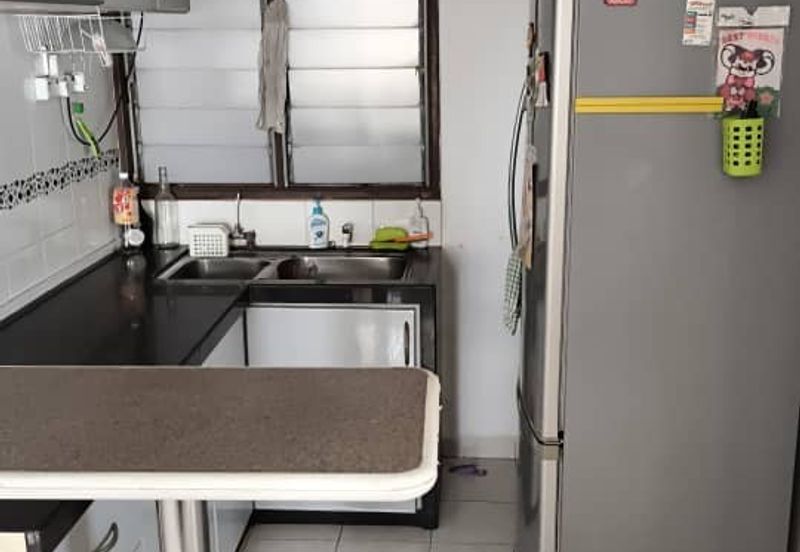 Desa Bayan Apartment