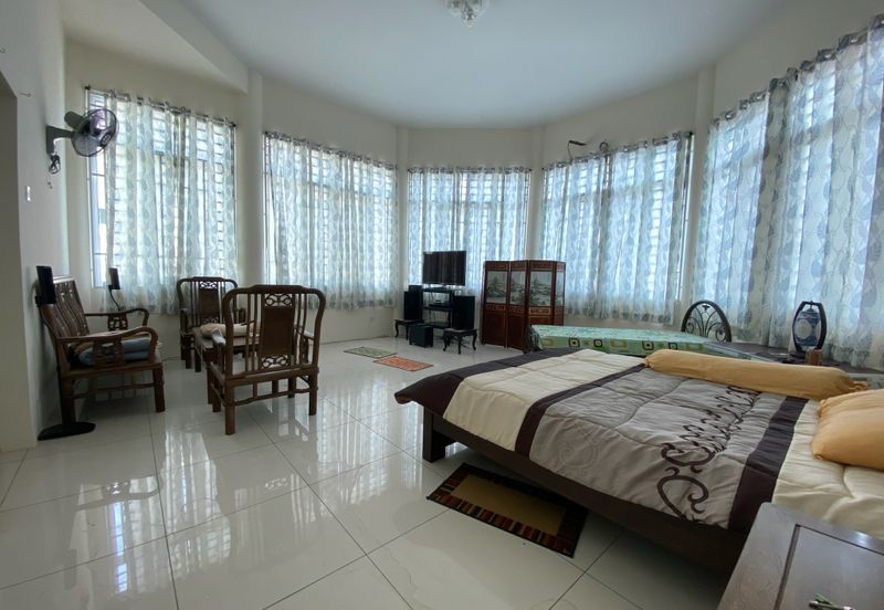 Lintang Pondok Upih 1