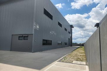 Elmina Business Park