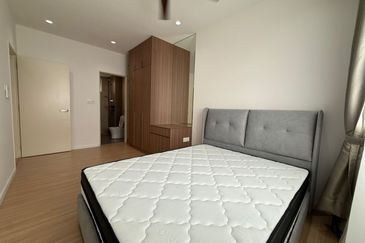 Tuan 2egacy (Tuan Residency 2)