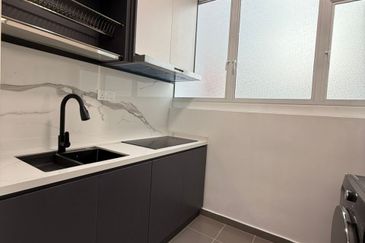 Tuan 2egacy (Tuan Residency 2)