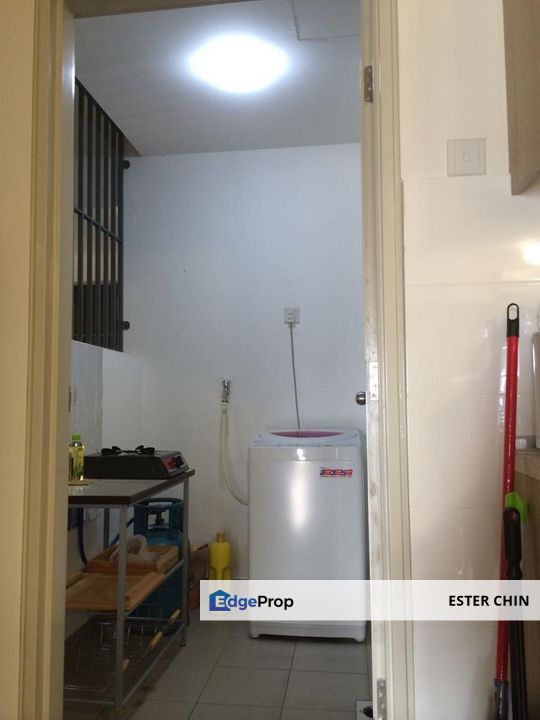 Setiawalk Apt for Sale, Below market Value!, Selangor, Puchong