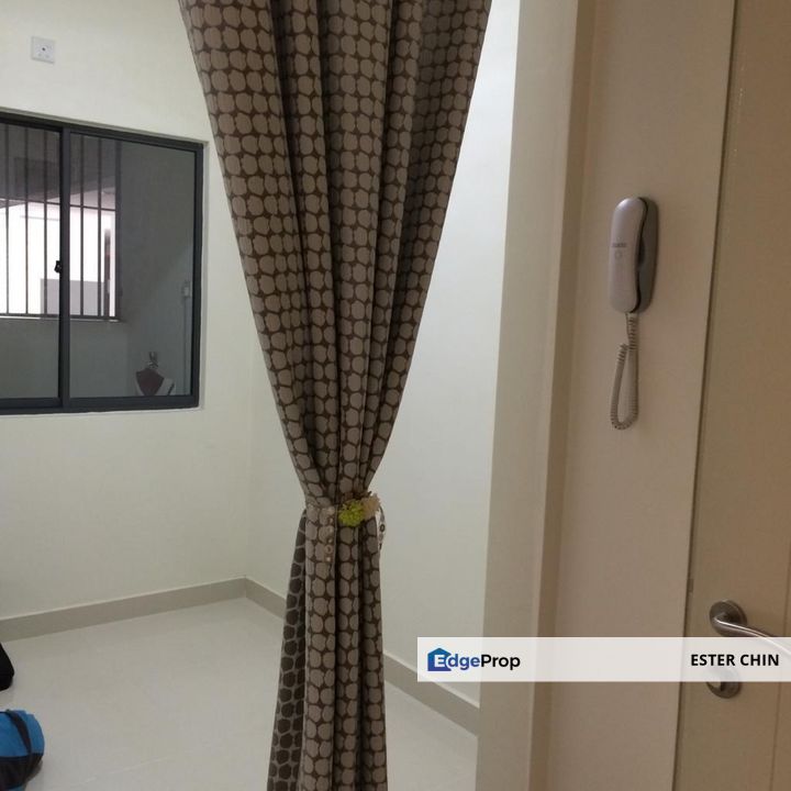 Setiawalk Apt for Sale, Below market Value!, Selangor, Puchong