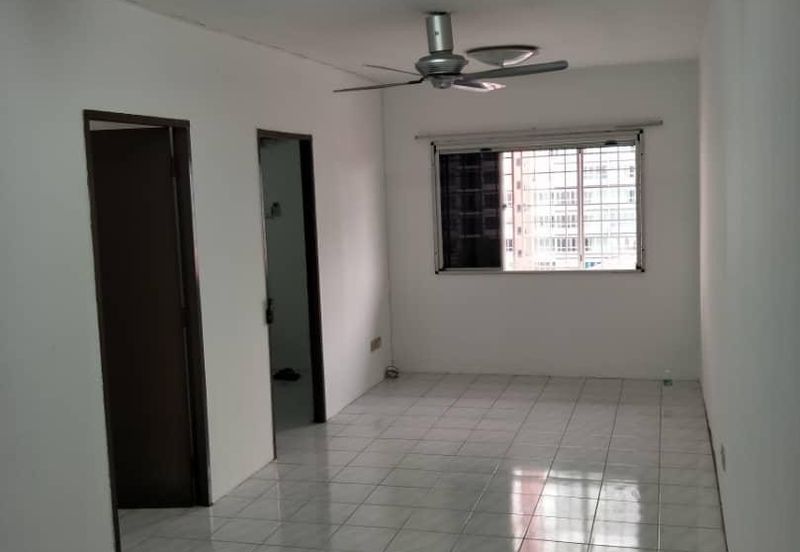 Apartment Lestari