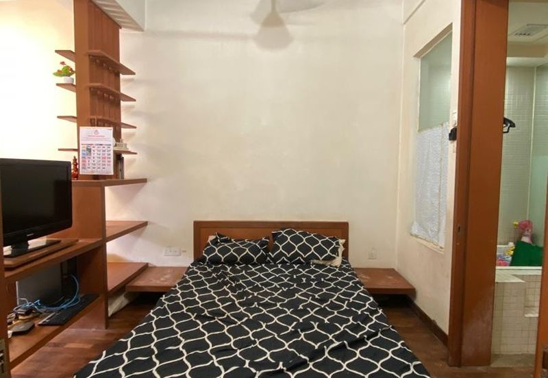 10 Semantan Suites (Sematan Avenue)