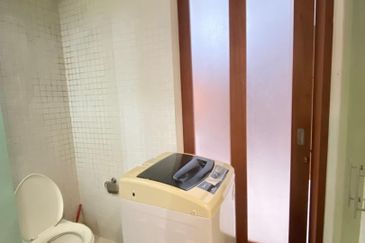 10 Semantan Suites (Sematan Avenue)