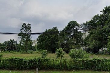 Bungalow Land at U-Thant [FOR SALE]