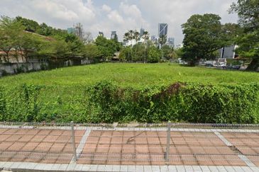 Bungalow Land at U-Thant [FOR SALE]