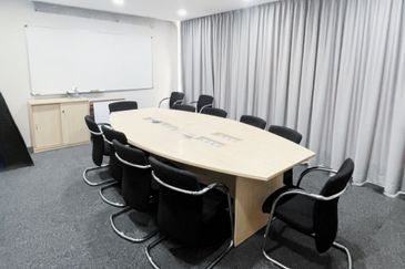 Taipan Business Centre, USJ 10