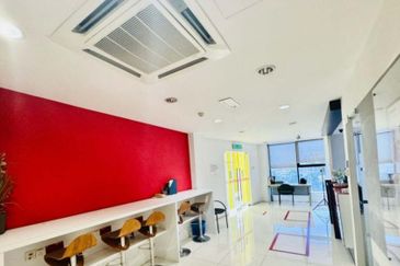 Taipan Business Centre, USJ 10