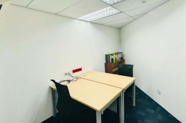 Taipan Business Centre, USJ 10