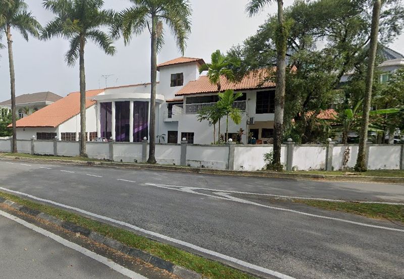 FREEHOLD Bungalow at Kelana Jaya / Petaling Jaya [FOR SALE]