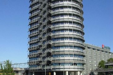 Office Tower at Petaling Jaya [FOR SALE]