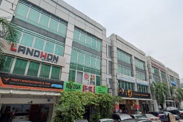 [FOR SALE] 4 storey Shop Office at Bandar Puteri Puchong