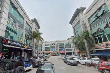 [FOR SALE] 4 storey Shop Office at Bandar Puteri Puchong